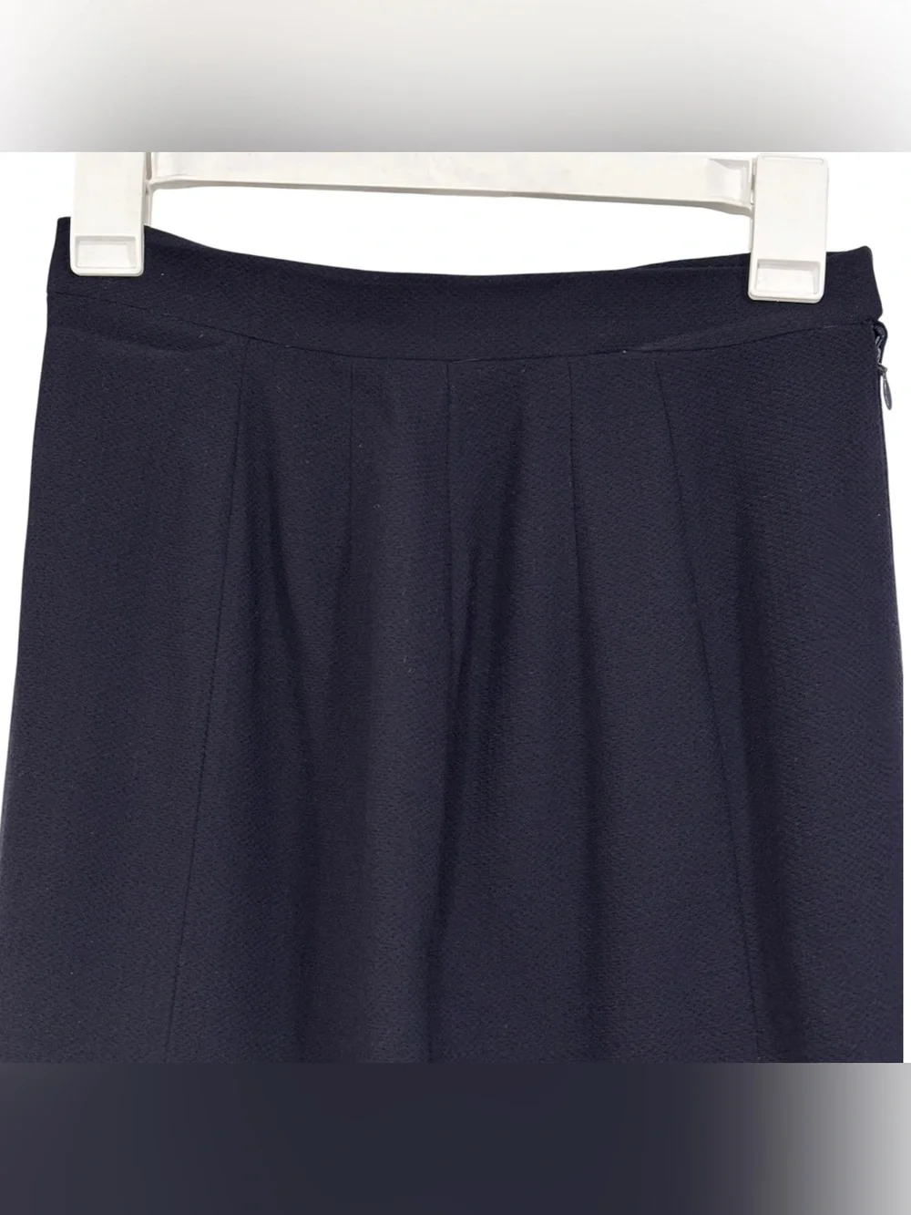 Chanel Authentic Dark Navy Blue Vintage 100% Wool Skirt Size 36 or US 4/6